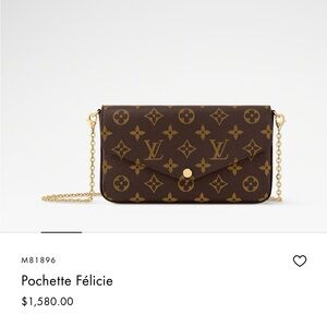 Louis Vuitton pochette Felicie with gold strap!
NO zip pouch and cardholder.